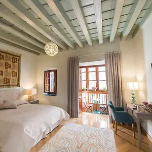 Luxe Carlos Canal Seville